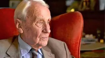 Yazar Christopher Tolkien hayata veda etti