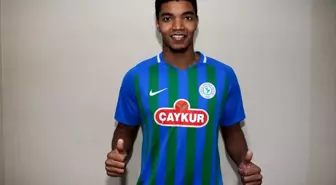 Çaykur Rizespor, Ivanildo Fernandes'i kadrosuna kattı