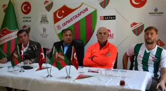 Isparta 32 Spor Başkanı Yazgan: 'Tek yürek, tek yumruk olup şampiyon olacağız'