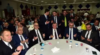 Manisa'daki MHP kadroları vefa yemeğinde buluştu