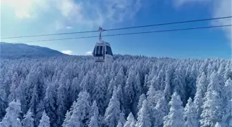 Uludağ'da sislerin arasında büyüleyici kar yolculuğu