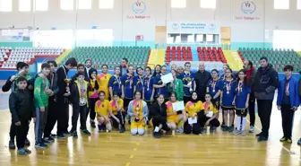 Kırşehir'de yıldızlar ve gençler hentbol il birinciliği müsabakaları