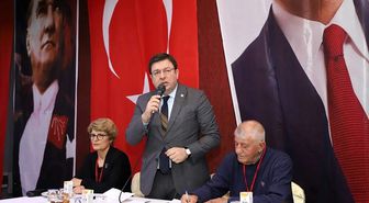 CHP Gelibolu İlçe Başkanlığına İsmail Parlak yeniden seçildi