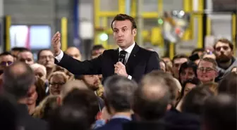 Protestoculardan Macron'a: Seni evinden almaya geliyoruz