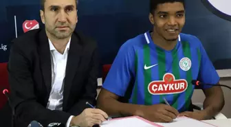 Çaykur Rizespor, Ivanildo Fernandes ve Andry Boriachuk ile sözleşme imzaladı