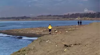 Mersin'de denizde kaybolan bekçiyi arama çalışmaları sürüyor