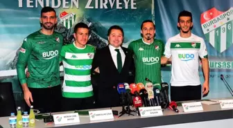 Bursaspor'da dörtlü imza