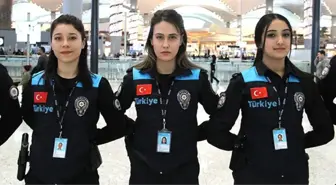 Pasaport polisleri yeni kıyafetlerini giydi! 'Turkey' yazısı 'Türkiye' olarak değiştirildi