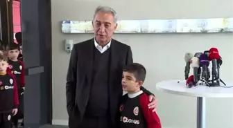 Adnan Polat, Nusaybin'deki çocuklarla bir araya geldi