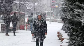 Bolu kent merkezi karla kaplandı