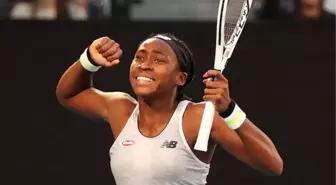 Avustralya Açık'ta tarihi zafer! 15 yaşındaki Coco Gauff...