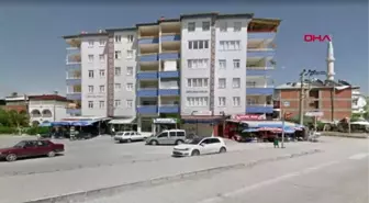 Elazığ'da 6 katlı 2 bloklu binanın çökmeden önceki fotoğrafları