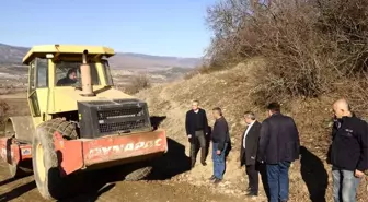 Kaymakam Pişkin köy yollarında yapılan çalışmaları inceledi