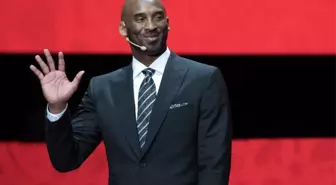 Kobe Bryant hayatını kaybetti