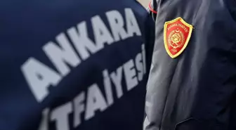 Elazığ'daki arama kurtarma çalışmalarına katılan itfaiye ekibi Ankara'ya döndü