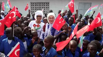 Emine Erdoğan Gambiya'da okul ve cami açılışı yaptı