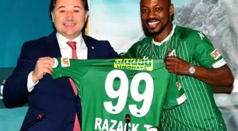 Bursaspor, Traore ile sözleşme imzaladı