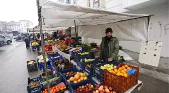 Elazığlı pazarcılardan, depremzedelere destek