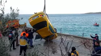 Mersin'de denize devrilen otomobilin sürücüsü öldü