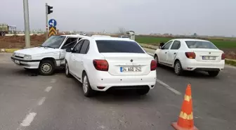 Şanlıurfa'da trafik kazaı: 3 yaralı