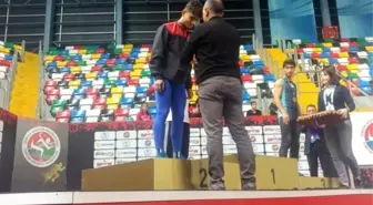 Uşaklı atletizm sporcusu Türkiye 2'ncisi oldu