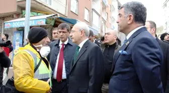 Kılıçdaroğlu, 14 kişinin hayatını kaybettiği enkaz alanında inceleme yaptı