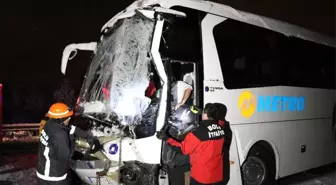TEM'de zincirleme trafik kazası: 1 ölü 19 yaralı