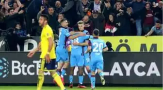 Trabzonspor, Fenerbahçe'yi 2-1 yenerek üst üste 4. galibiyetini elde etti