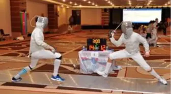 Alt Yaş Kılıç Açık Eskrim Turnuvası, final müsabakalarıyla tamamlandı