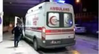 İki otomobilin çarpışması sonucu 5 kişi yaralandı