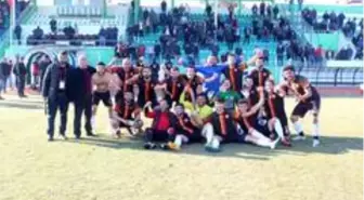 Salihli Emirspor 3 yıl sonra yeniden Süper Amatör Küme'de