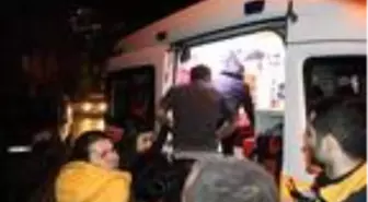 Yanan evini gözyaşlarıyla izledi