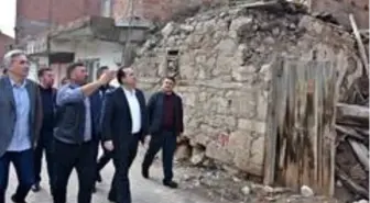 Başkan Dutlulu, deprem bölgesinde son durumu inceledi