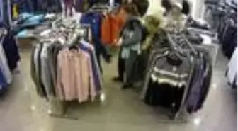 Yazar Nazlı Eray'ın çantasını çalan şüpheliler kamerada