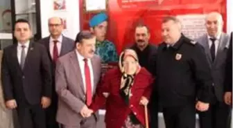 Şehit annesini duygulandıran anma