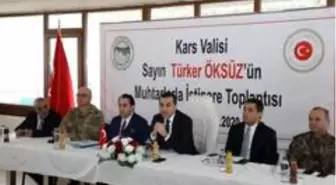 Kars Valisi Türker Öksüz Digor'da muhtarlarla bir araya geldi