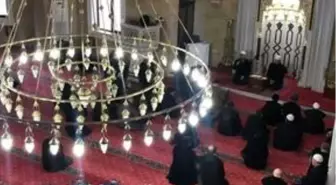 Kartal'da çöken binada hayatını kaybedenler anıldı