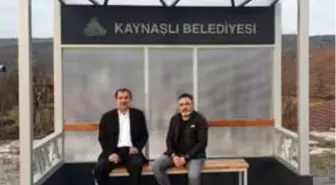 Kaynaşlı'ya modern duraklar yerleştiriliyor