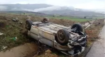 Gaziantep'te otomobil devrildi: 3 yaralı