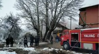 Isparta'da evde çıkan yangında 2'si çocuk 3 kişi öldü