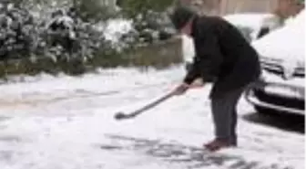 Beykoz'da ara sokaklarda vatandaşların zor anları