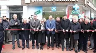 Merzifon'da yöresel ürünlerin satılacağı üretici market açıldı