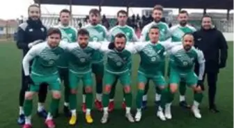 Gölbaşı Belediyespor, sahasında Nallıhan 1864 Spor'u 2-1 mağlup etti.