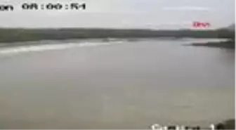 Tayland'da turistleri taşıyan tekneler çarpıştı 2 ölü, 21 yaralı