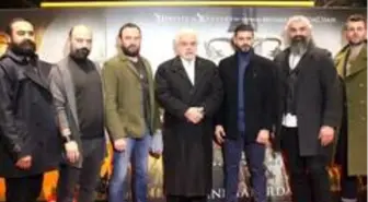 Beyoğlu'na özel 'Türkler Geliyor: Adaletin Kılıcı' filmi gösterimine yoğun ilgi