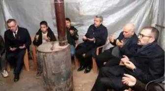 Mahir Ünal, Van'da çığ düşmesi sonucu şehit olan Deniz'in ailesini ziyaret etti