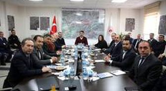Elazığ'a 2 bin 500 ton çimento desteği