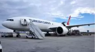 Turkish Cargo, Çin'e insani ve tıbbi yardım malzemesi taşıdı