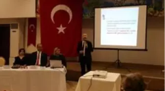 Efeler'de Yaşam Boyu Göz Sağlığı paneli gerçekleştirildi