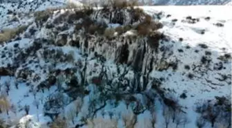 Tamamen donan Girlevik Şelalesi manzarasıyla büyülüyor